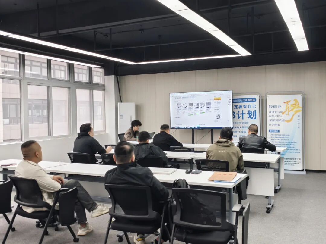 项目动态｜许昌智慧岛跨境电商孵化基地第二期跨境电商人才实操培训圆满开课-山河汇联合创新平台
