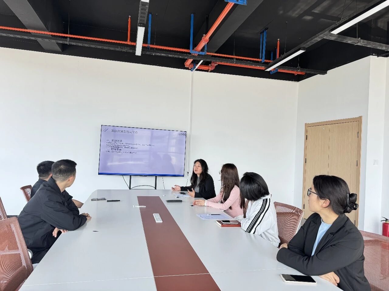 精准赋能，助企腾飞——秦巴数字港举办科技型中小企业政策解读及申报流程专题培训会-山河汇联合创新平台